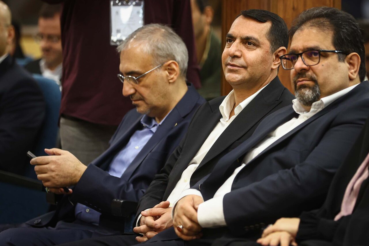 حضور قالیباف در همایش بین‌المللی صنعت نفت و گاز 