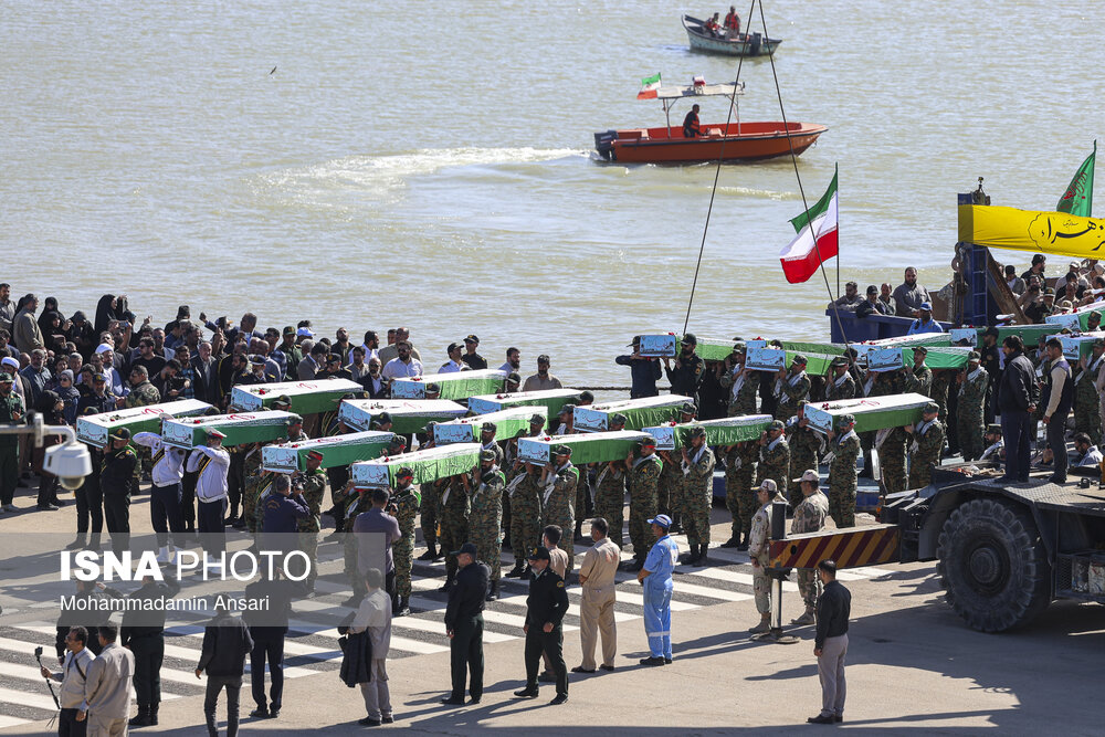 ورود پیکر پاک ۸۵ شهید دفاع مقدس از مرز آبی اروند