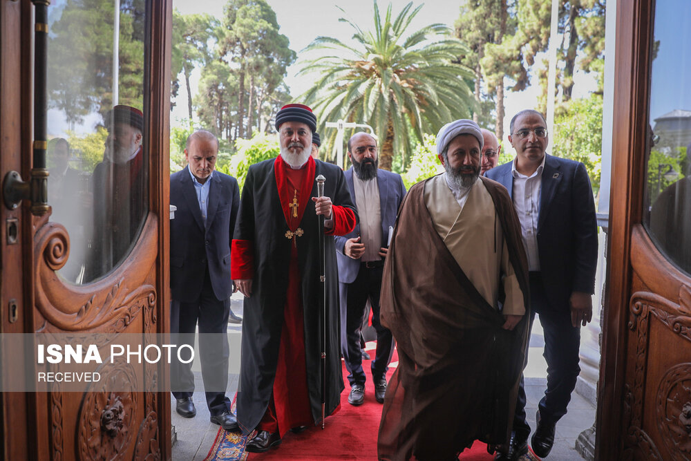 دیدار رهبر جهانی کلیسای شرق آشوری با قالیباف