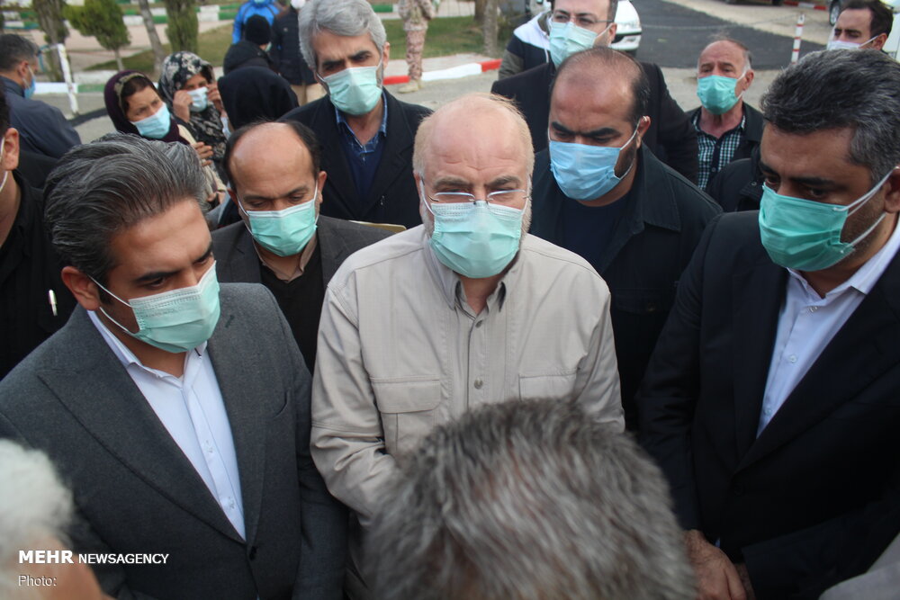 حضور قالیباف در گلزار شهدای سنندج