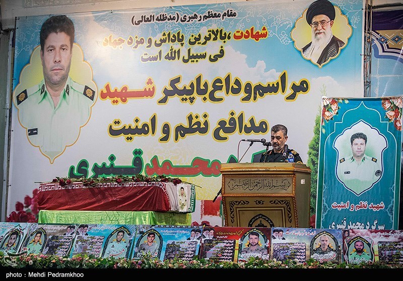  آیین وداع با پیکر شهید سروان محمد قنبری در اهواز