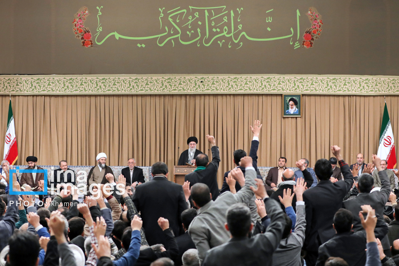 رهبر انقلاب در محفل قرآنی