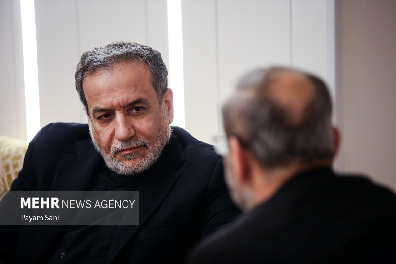 حضور وزیر امور خارجه در منزل مسئول دفتر حزب الله در تهران