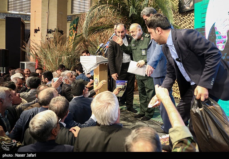  آیین گردهمایی وابستگان سپاه