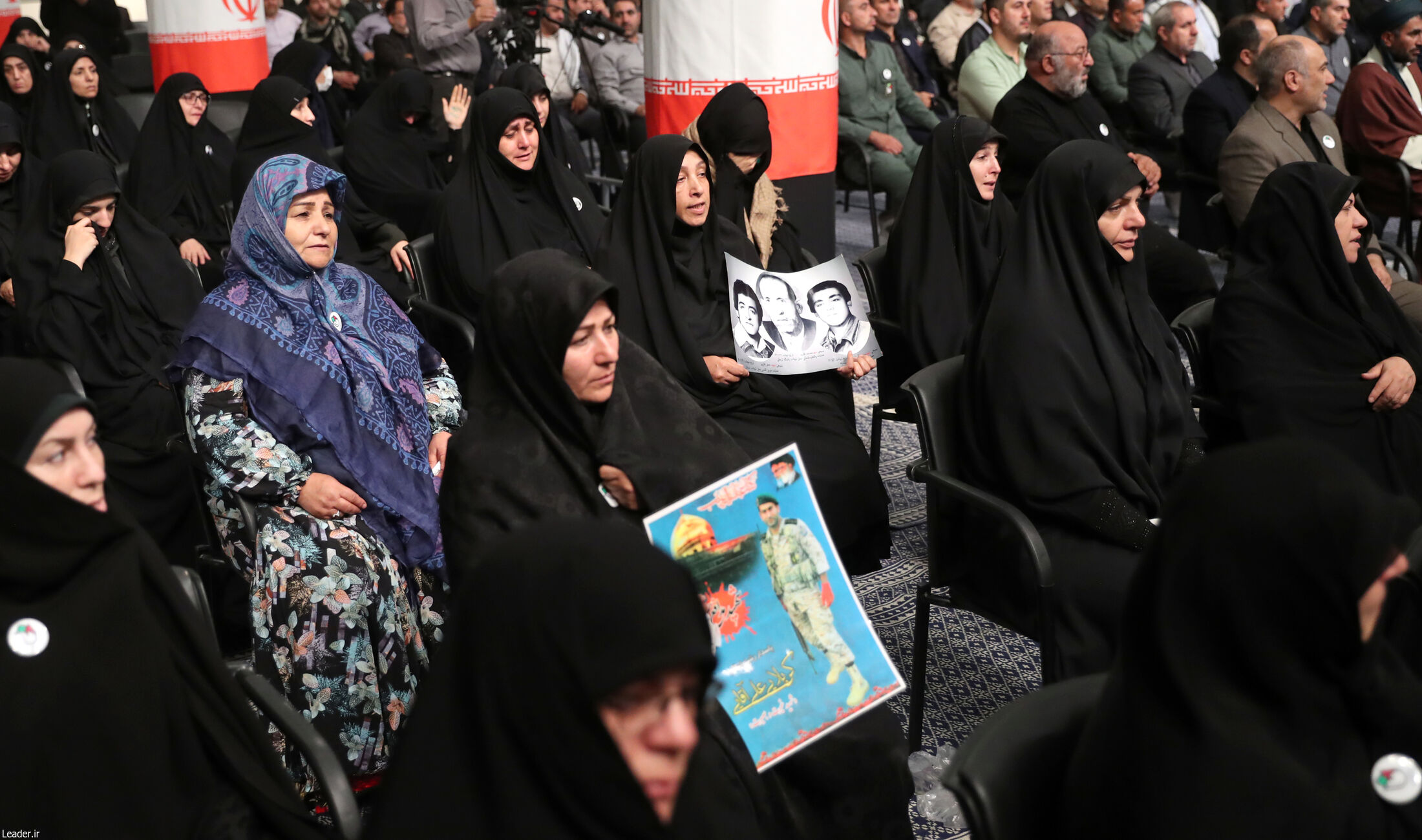 دیدار اعضای ستاد برگزاری کنگره ملی شهدای استان اردبیل با رهبر انقلاب