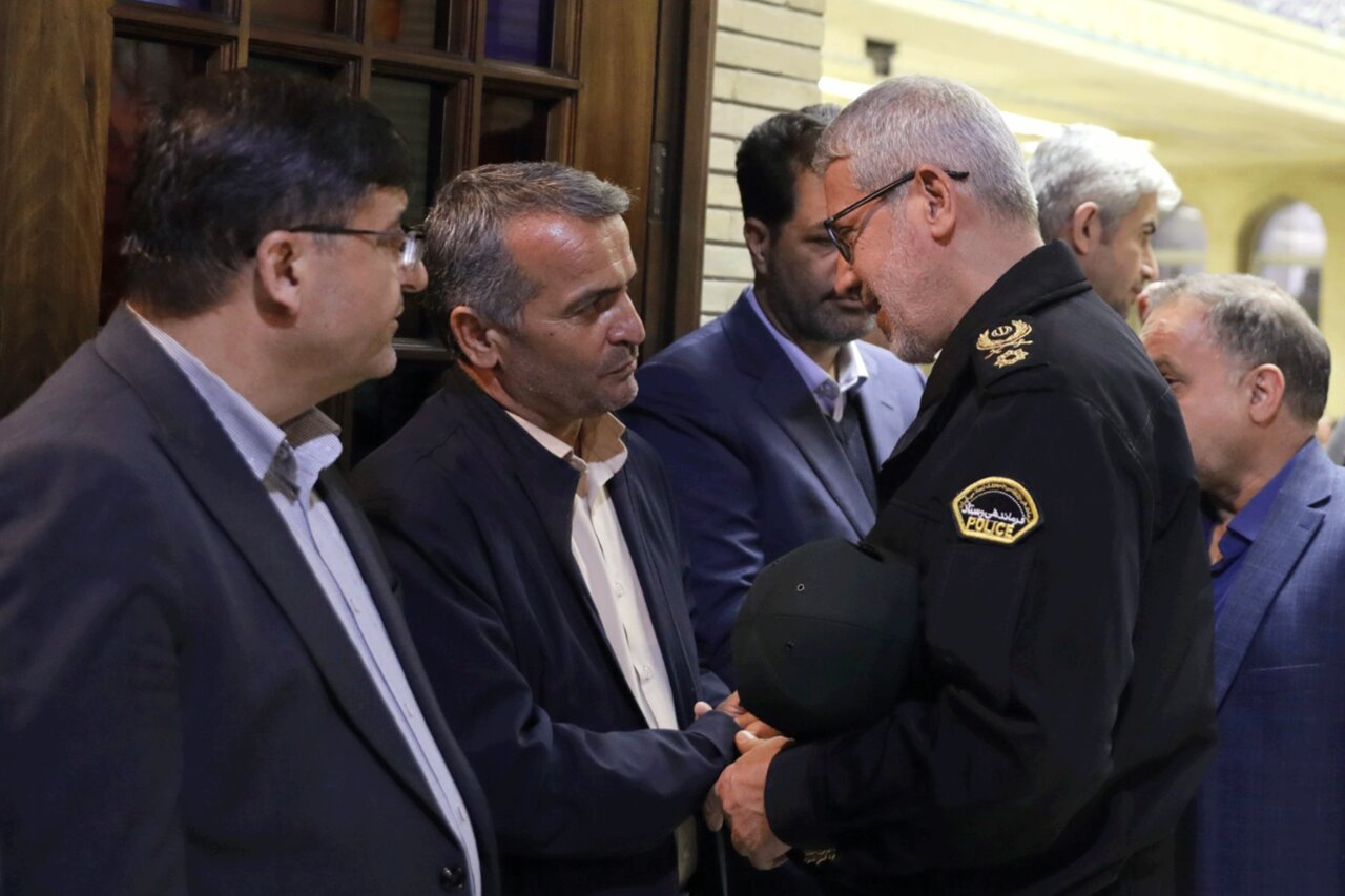 مراسم گرامیداشت درگذشت فرزند نماینده مردم لردگان در مجلس