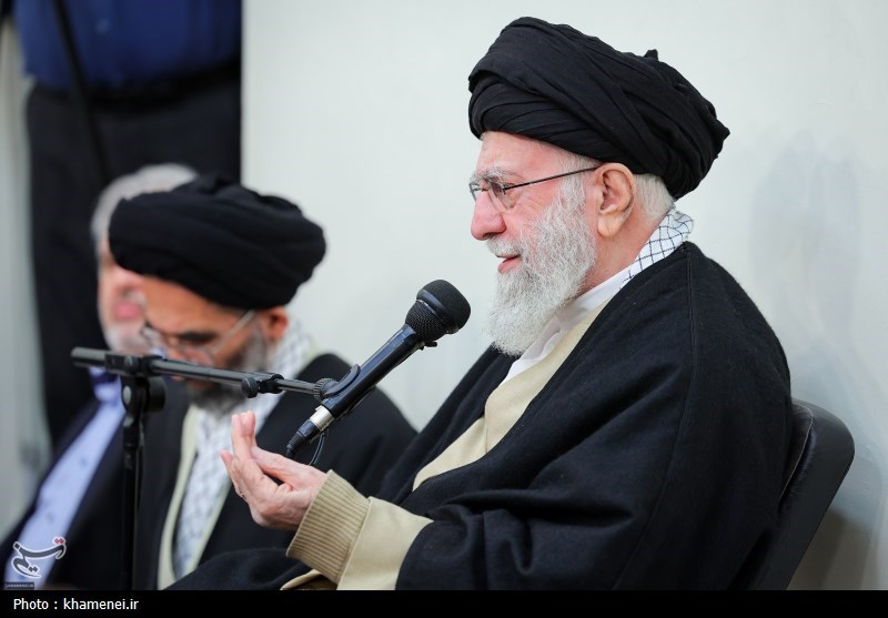 دیدار دست‌اندرکاران برگزاری کنگره شهدای کاشان با رهبر انقلاب