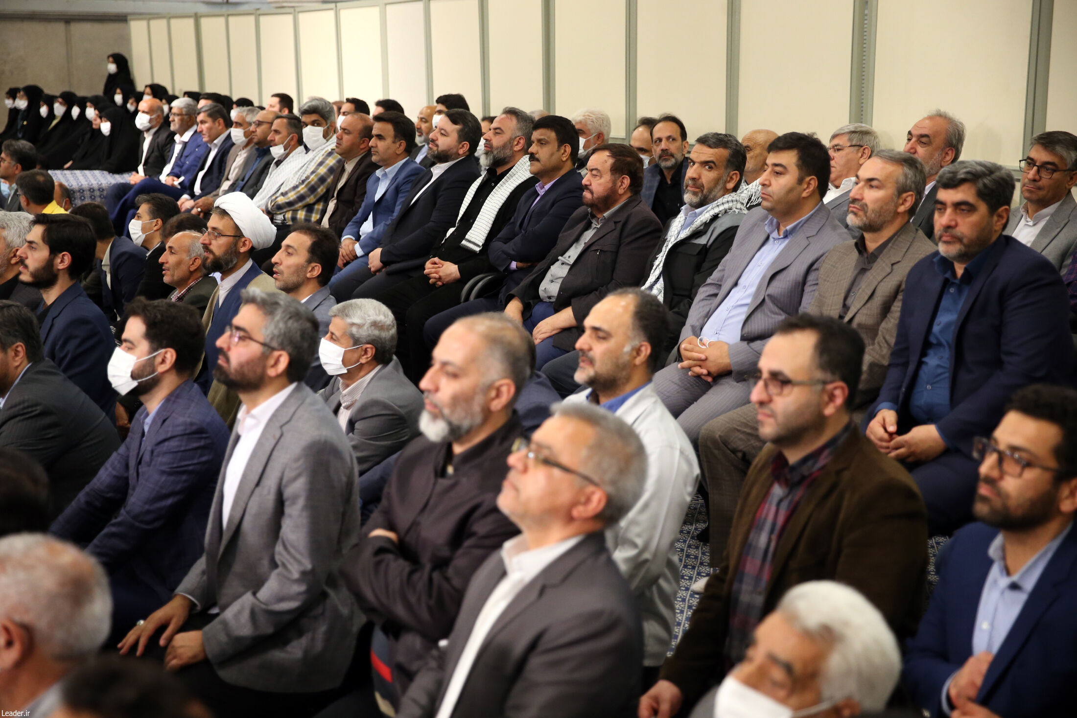 تصاویری از دیدار کارگران با رهبر انقلاب
