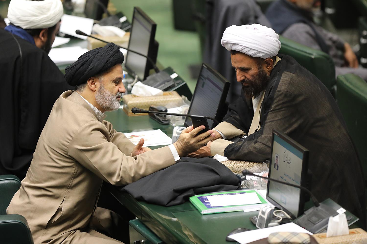 صحن علنی مجلس شورای اسلامی ۸ بهمن ماه ۱۴۰۲