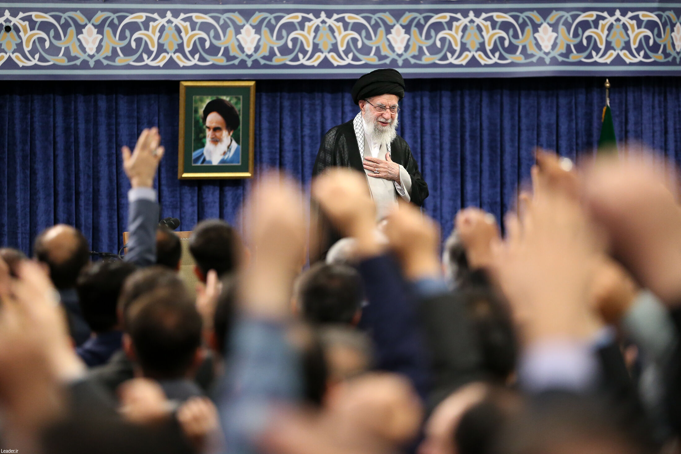 مراسم بزرگداشت شهدای خدمت با حضور رهبر انقلاب 