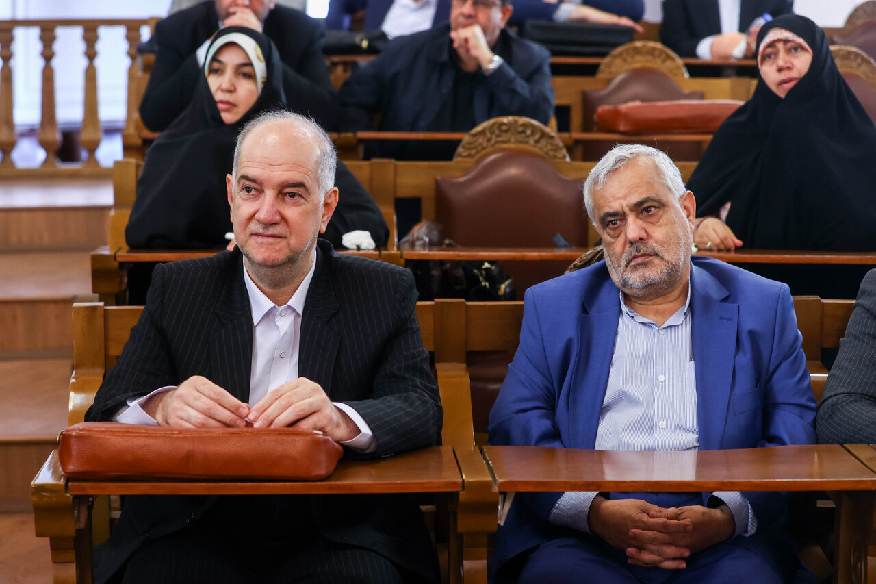 رئیس مجلس در همایش ناظران شورا‌ها