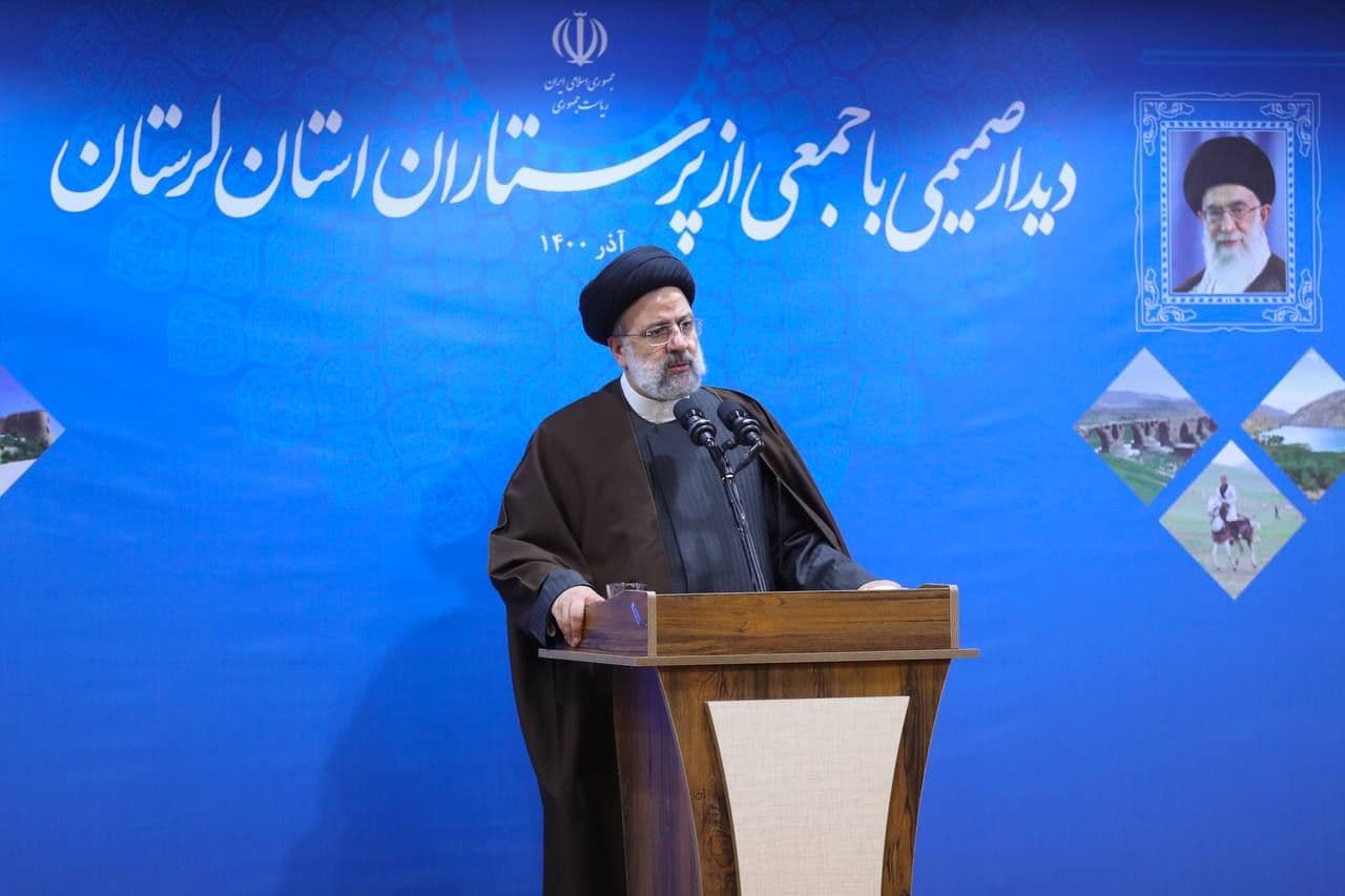 رئیسی در بیمارستان شهید رحیمی خرم آباد