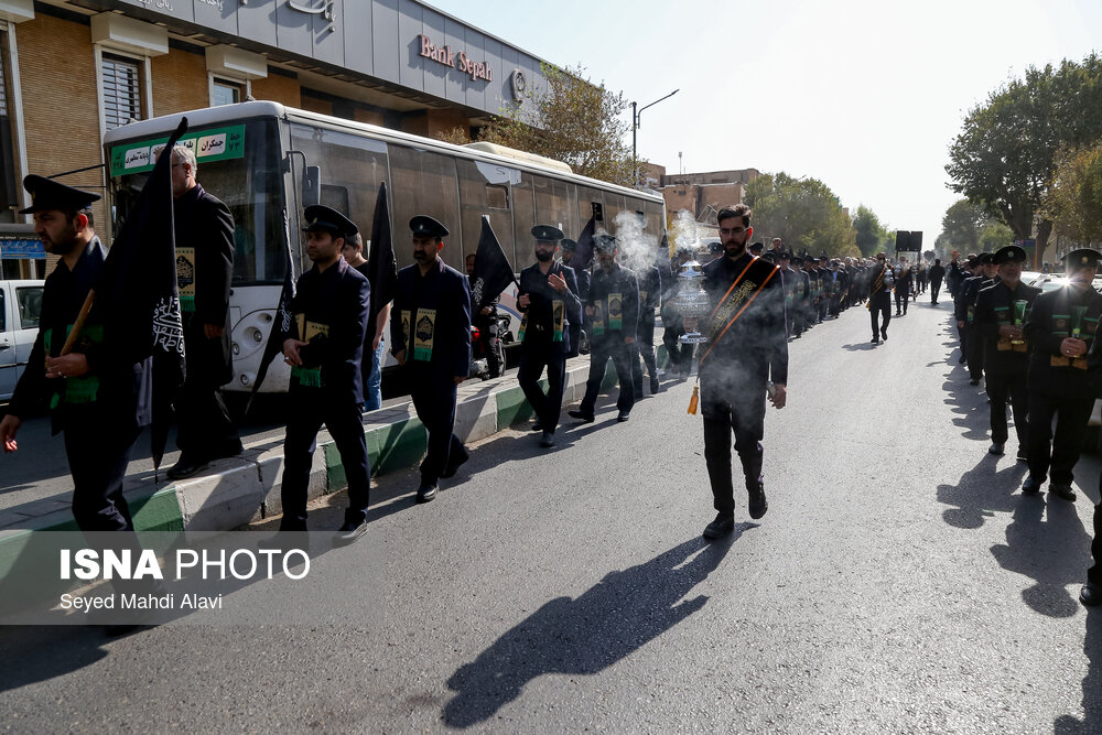 دسته عزاداری خادمان و زائران حرم مطهر حضرت معصومه (س)