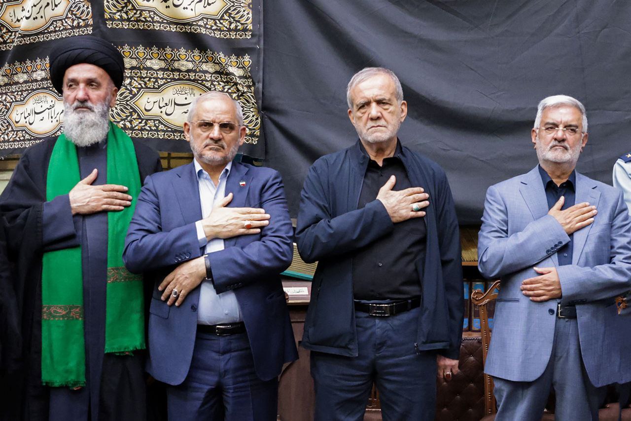 حضور رئیس‌جمهور در مراسم گرامیداشت شهدای ارتش