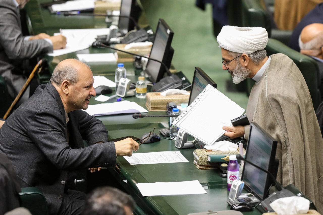 نشست علنی سه‌شنبه ۱۸ آذرماه مجلس