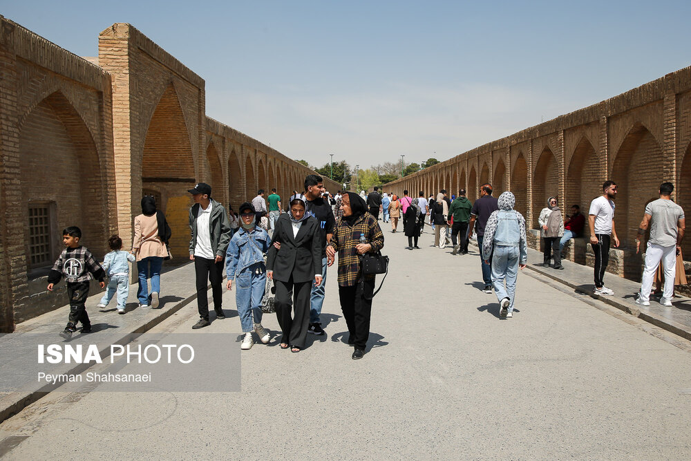 پل خواجو و سی‌وسه پل 