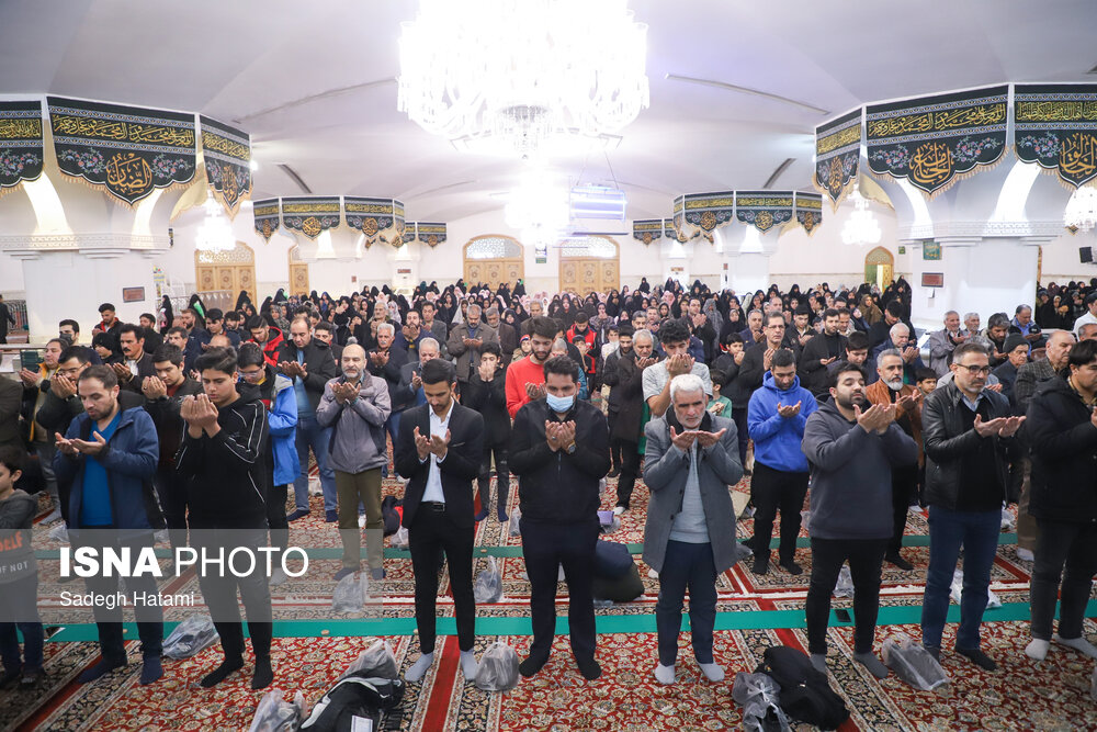 ضیافت افطاری در حرم مطهر رضوی