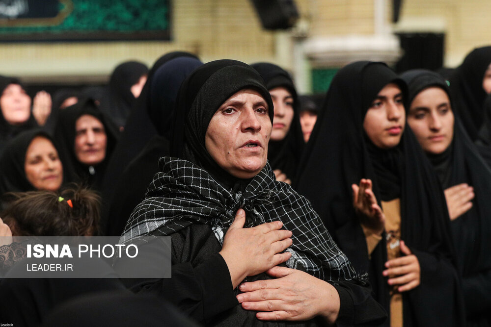 سومین شب مراسم عزاداری در حسینیه امام خمینی(ره)