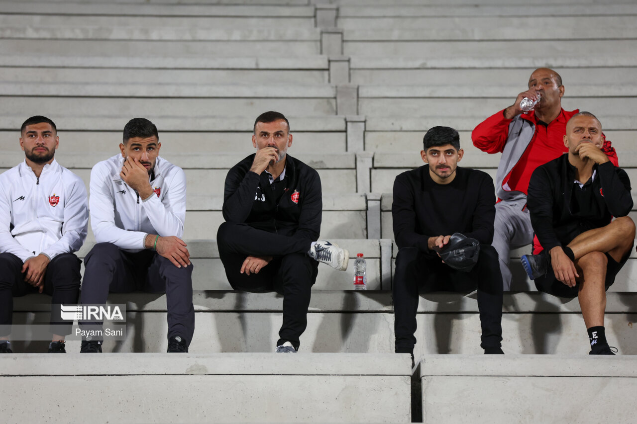 لیگ برتر فوتبال- پرسپولیس و گل گهر