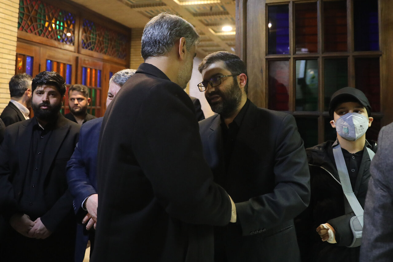 حضور قالیباف در مراسم ختم همسر و فرزندان معاون رئیس جمهور