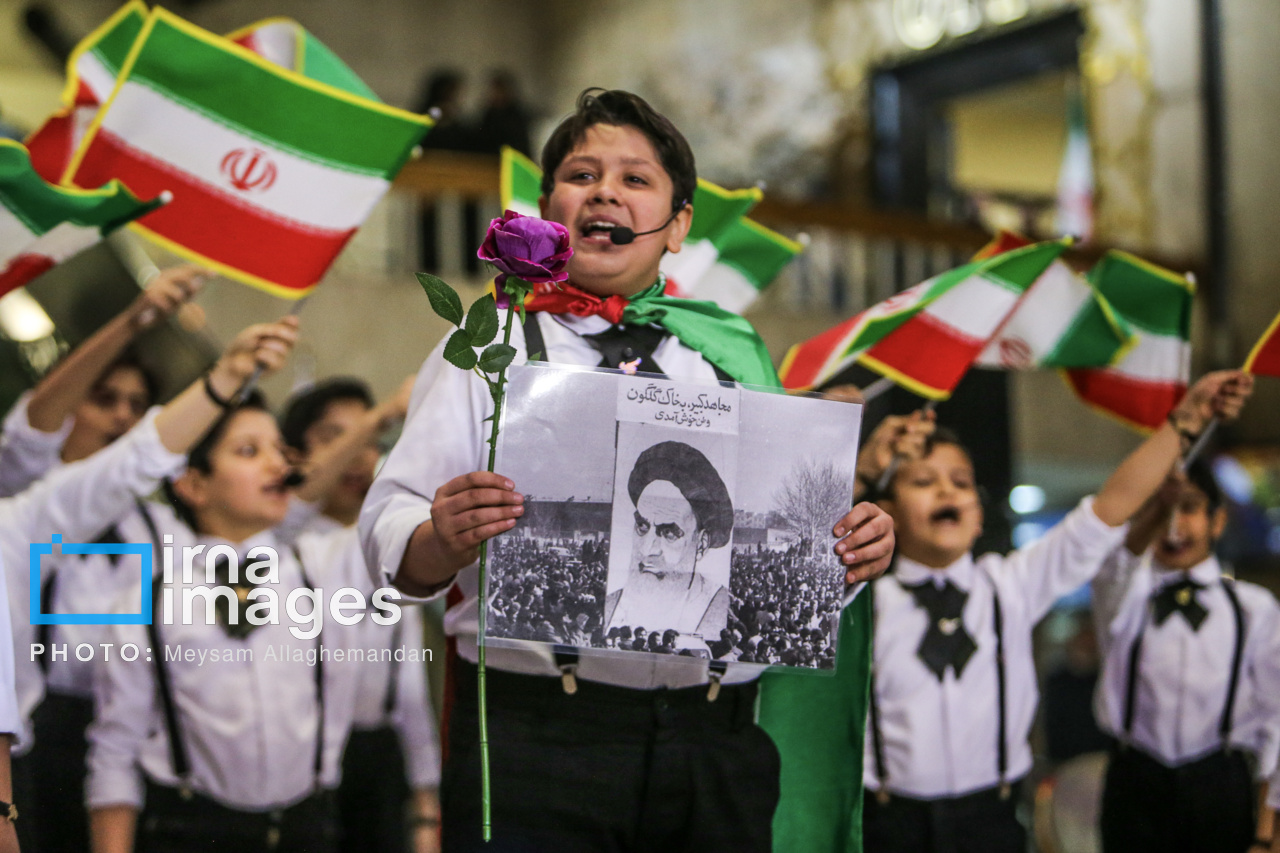 مراسم سالروز ورود امام خمینی(ره) به کشور