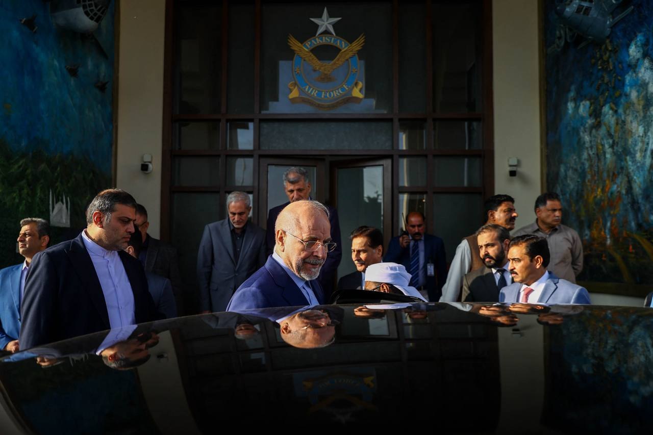 استقبال از قالیباف و هیئت پارلمانی همراه در بدو ورود به اسلام‌آباد - پاکستان