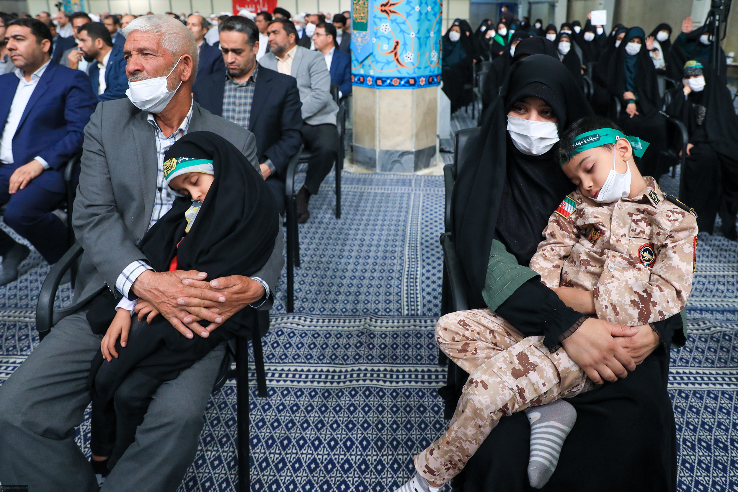 دیدار اعضای کنگره‌ ملی شهدای سبزوار و نیشابور با رهبر انقلاب