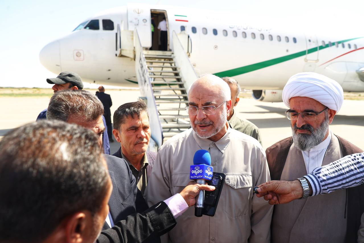 استقبال از قالیباف در فرودگاه سمنان