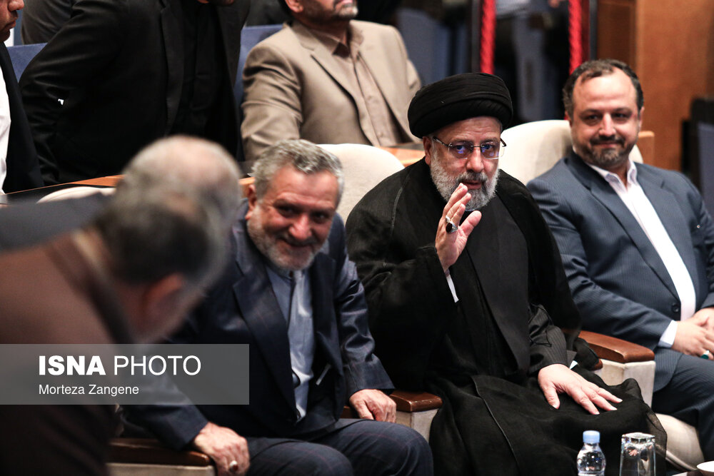 حضور رئیسی در نخستین همایش اقتصادی تعاونی ایران