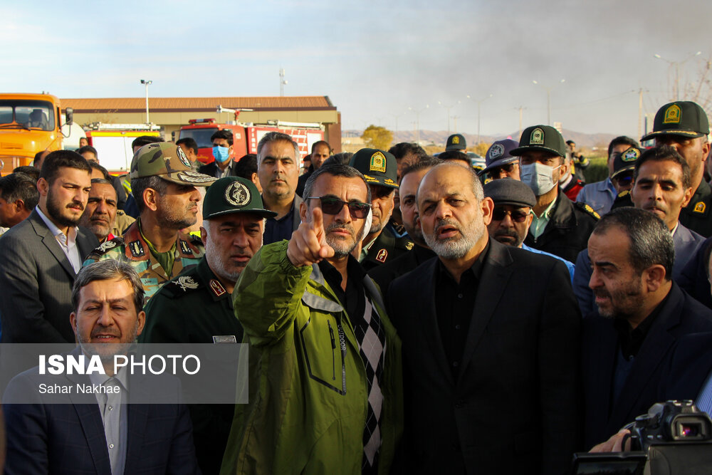 حضور وزیر کشور در مینی پالایشگاه هیدروکربن منطقه ویژه اقتصادی بیرجند