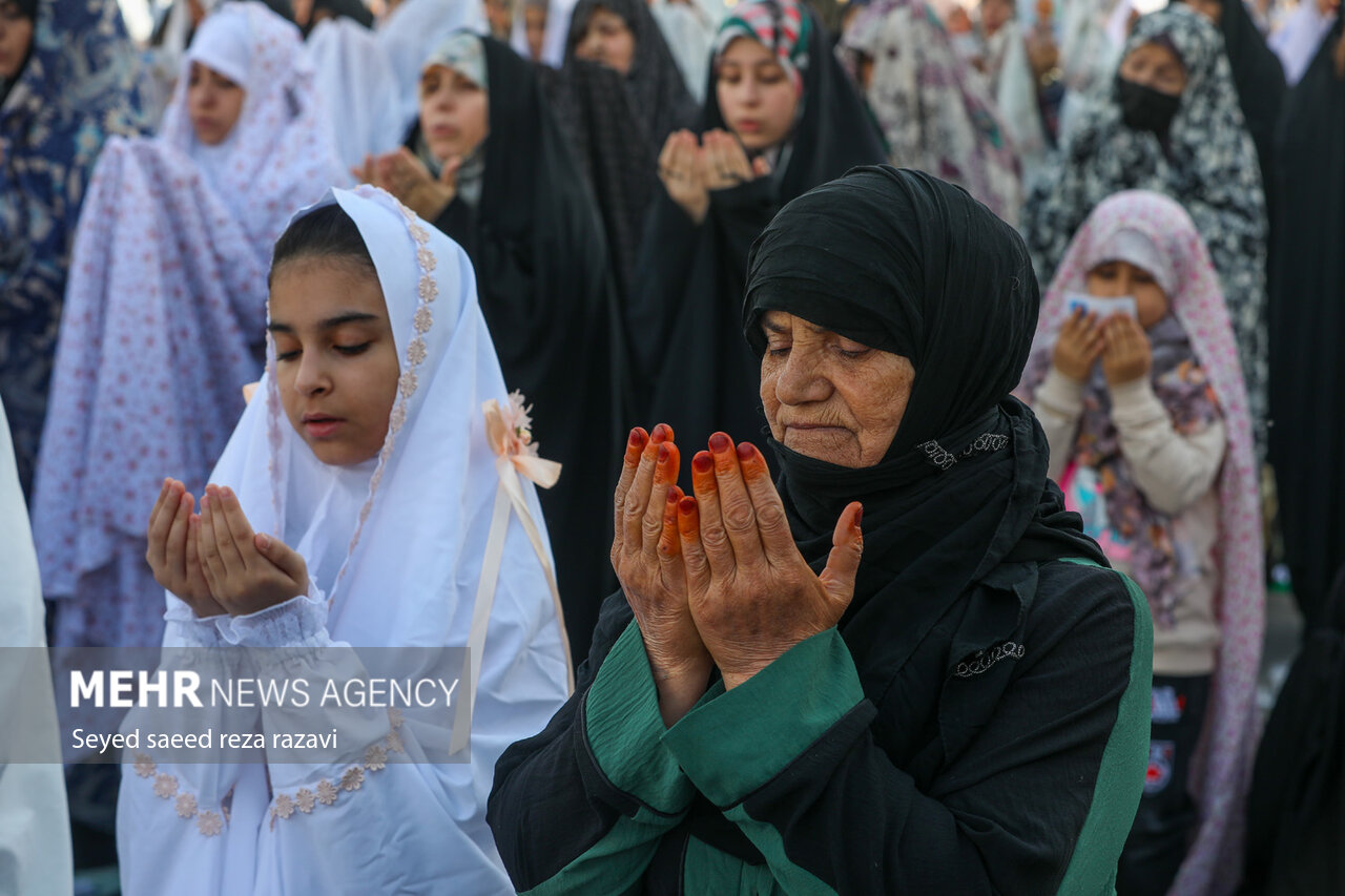 نماز عید سعید فطر در حرم حضرت عبدالعظیم حسنی (ع)