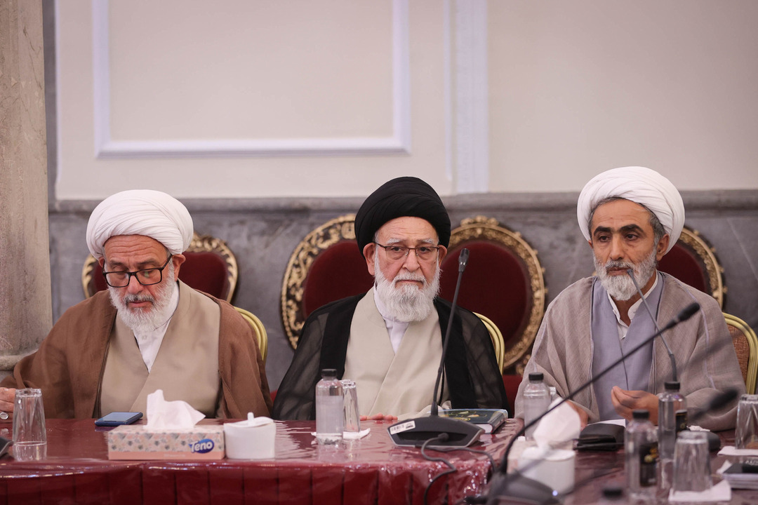 دیدار جمعی از ائمه جماعت مساجد تهران با قالیباف