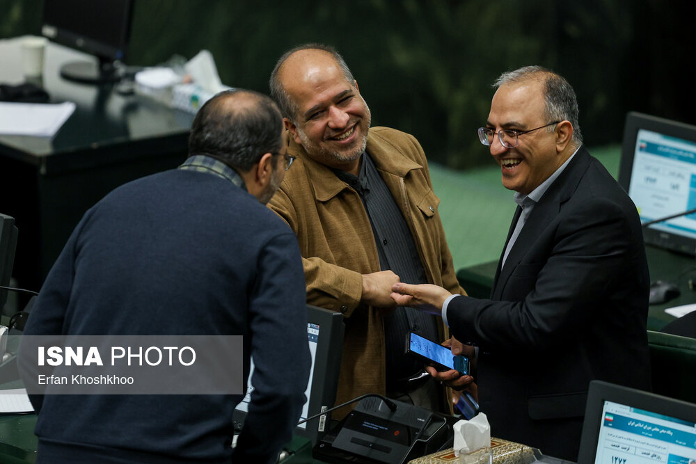 صحن علنی مجلس ۱۱ آذر