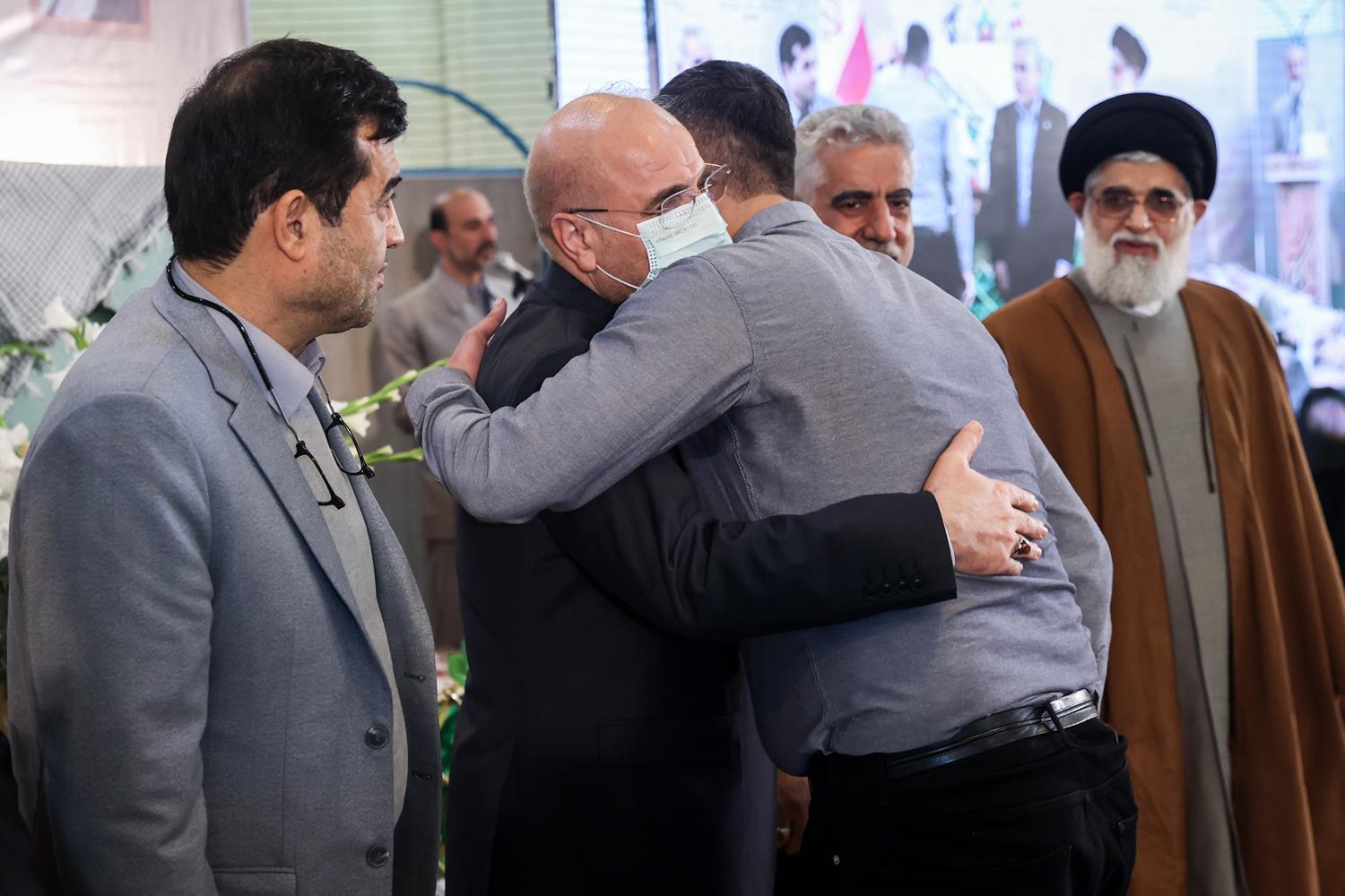 یادواره ۴۳۷ شهید والامقام بندرانزلی با حضور قالیباف