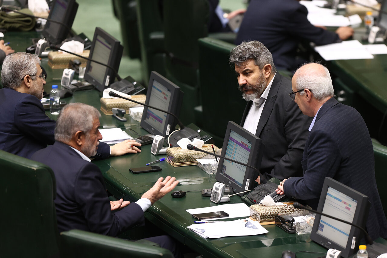 نشست علنی مجلس