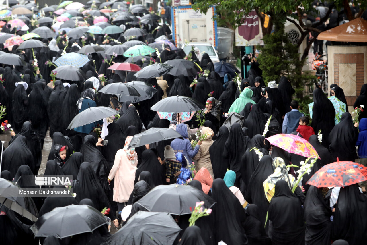 گلباران حرم رضوی