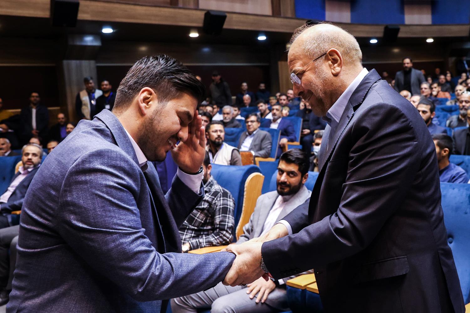 حضور قالیباف در مراسم جشن ولادت امام جواد(ع)