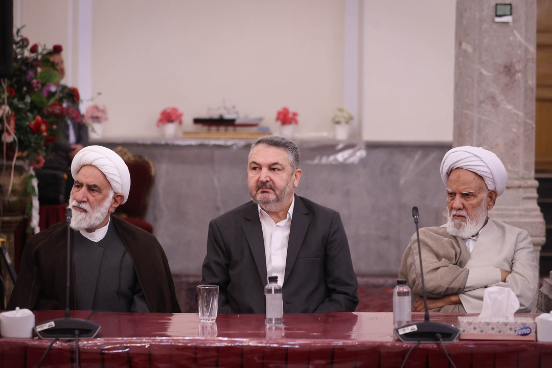 دیدار جمعی از ائمه جماعت مساجد تهران با قالیباف