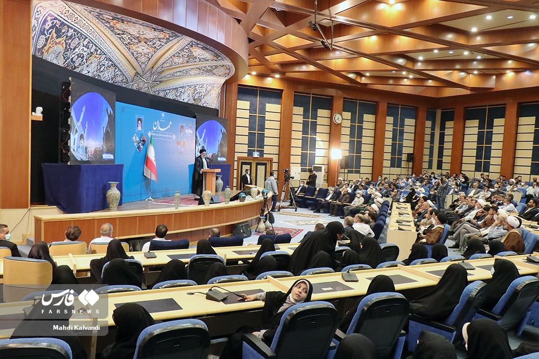 دیدار رئیس جمهور با«خانواده شهدا،ایثارگران و نخبگان همدان