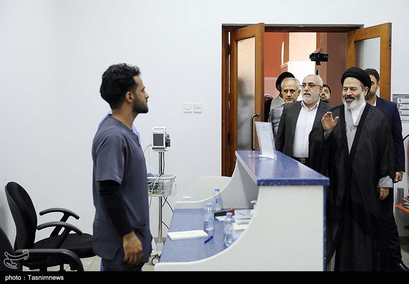  بازدید سرپرست حجاج ایرانی از مرکز پزشکی حج و زیارت در مدینه