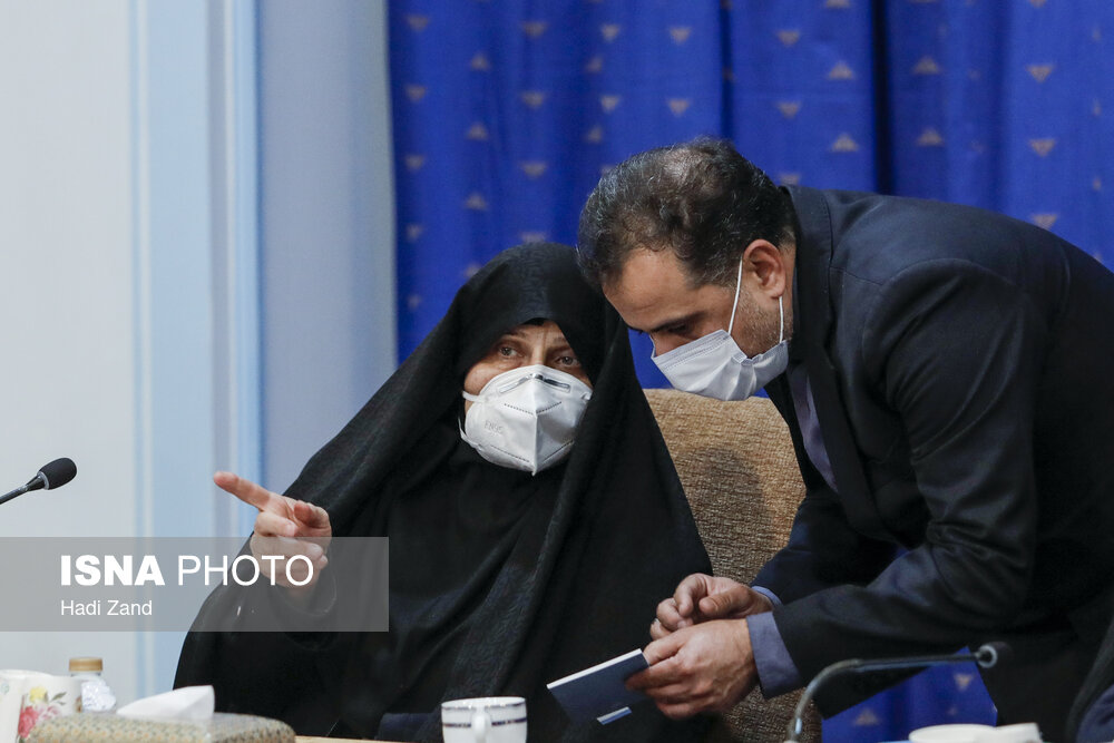 جلسه شورای عالی انقلاب فرهنگی