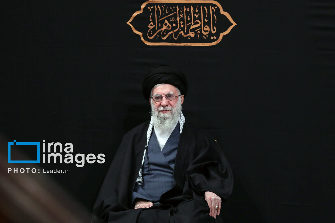 دومین شب عزاداری ایام فاطمیه با حضور رهبر انقلاب