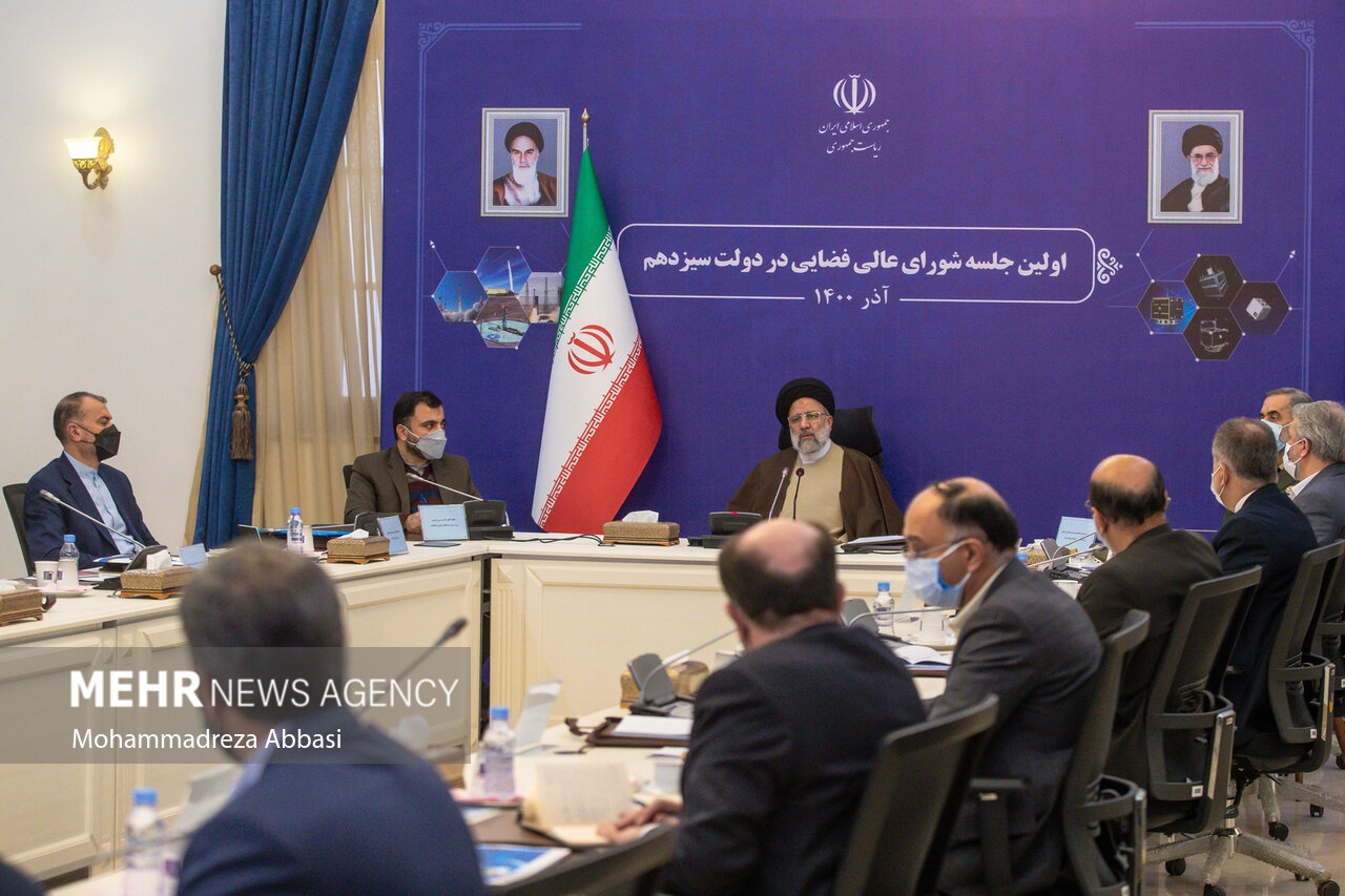 رئیسی در اولین جلسه شورای عالی فضایی