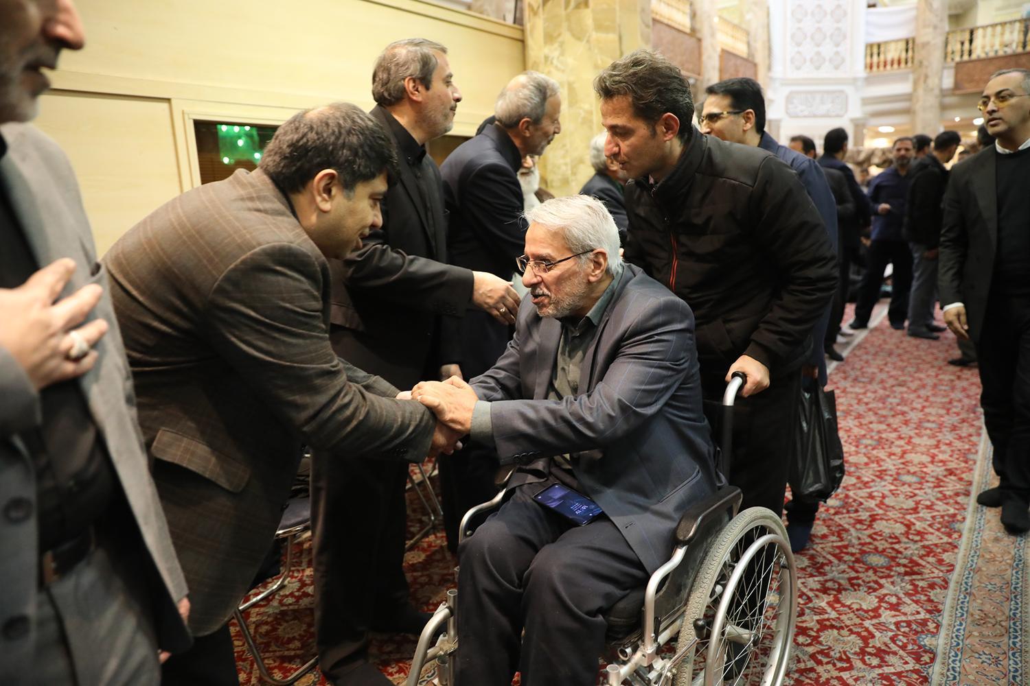 حضور قالیباف در مراسم یادبود مادر سید محمدجواد شوشتری