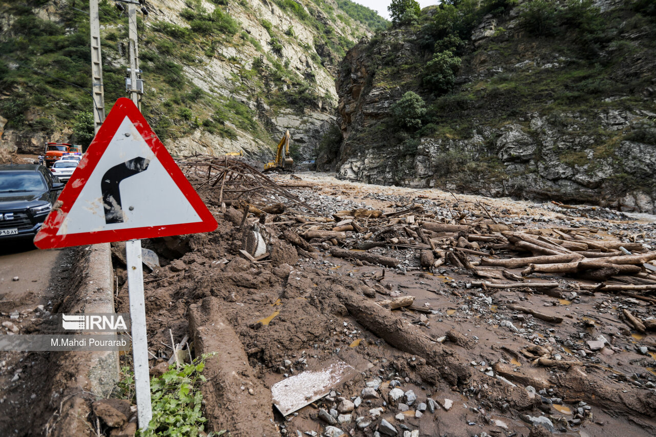 سیل در جاده کندوان