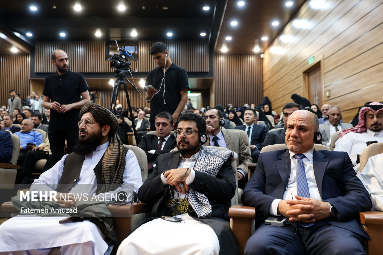  آیین پاسداشت روز مقاومت و پایداری