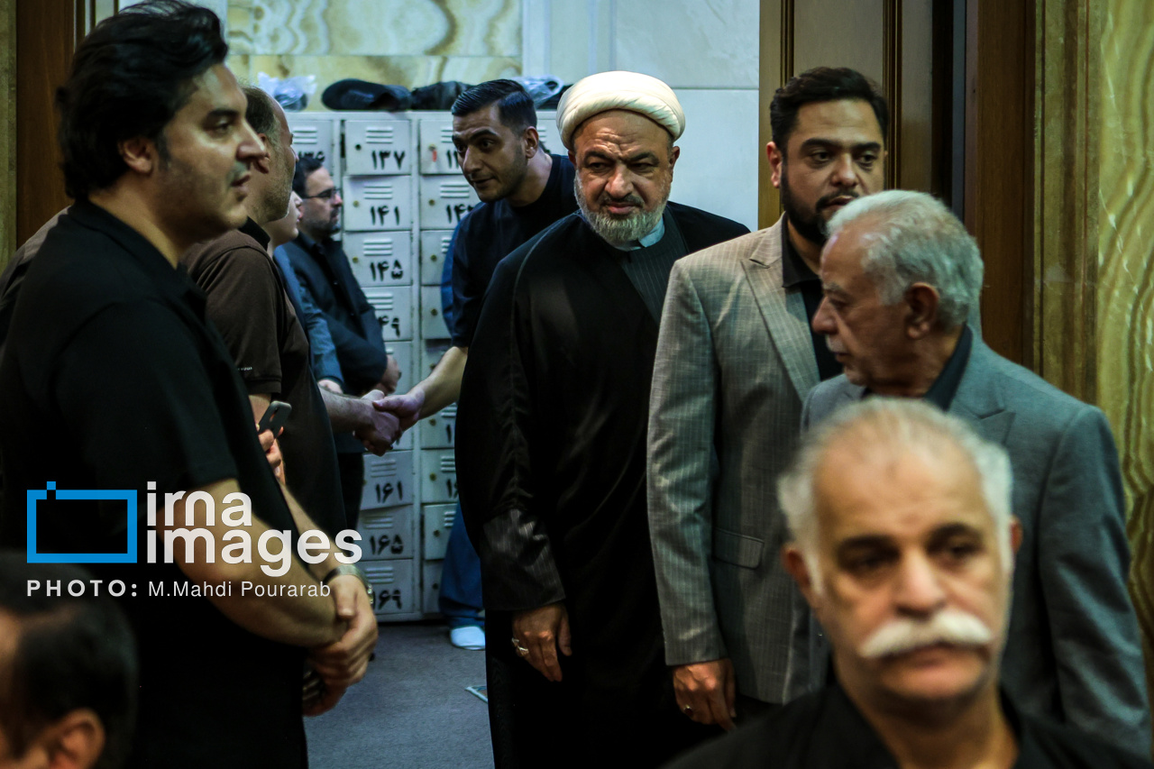 قالیباف و پزشکیان در مجلس ترحیم احمد توکلی