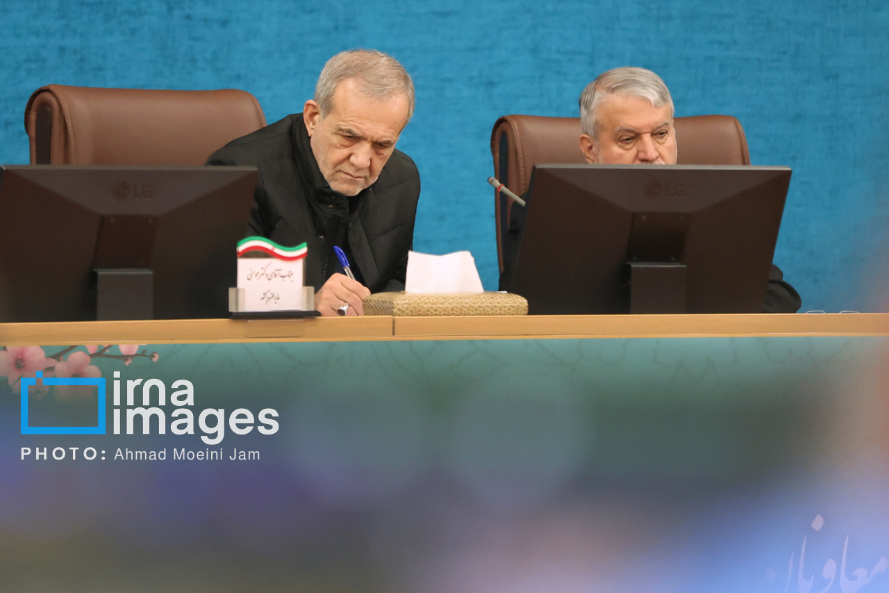 نشست سراسری استانداران کشور با حضور پزشکیان