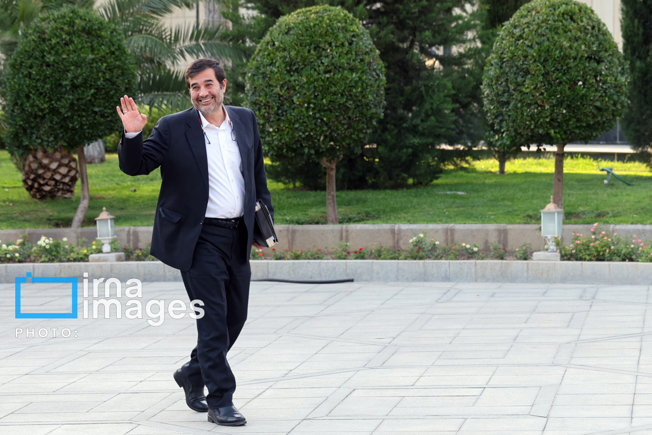 اعضای هیأت دولت در جمع خبرنگاران - ۵ مرداد ۱۴۰۴