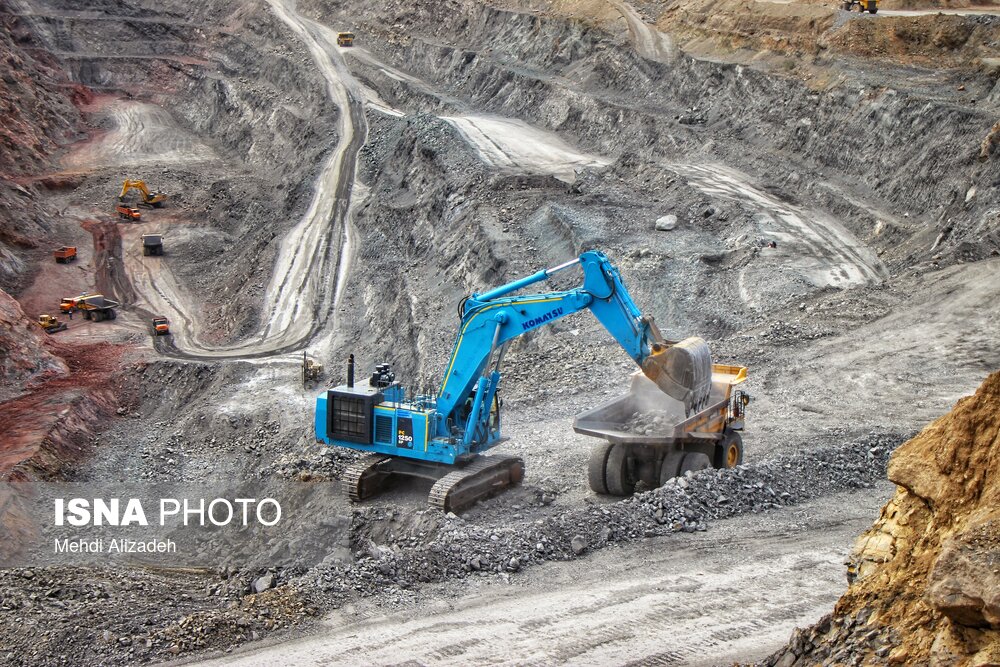 بازرسی از کارگاه‌های معدنی پرخطر 